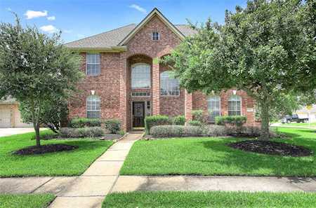 7702 Rainbow Bend Dr Pasadena, TX 77505