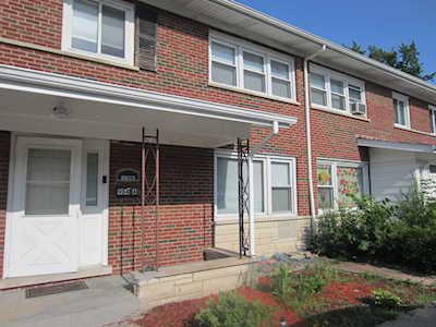 904 N Boxwood Dr #A Mount Prospect, IL 60056