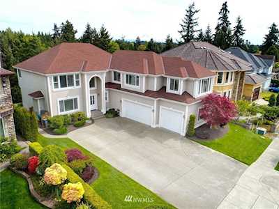 30502 24th Ave SW Federal Way, WA 98023