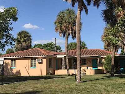6705 Gulf Winds Dr St Pete Beach, FL 33706