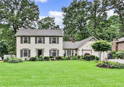 585 Bruce Way SW Lilburn, GA 30047