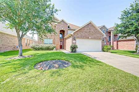 1938 Hawthorne Brook Fresno, TX 77545
