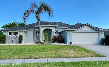 564 Lake Victoria Circle Melbourne, FL 32940