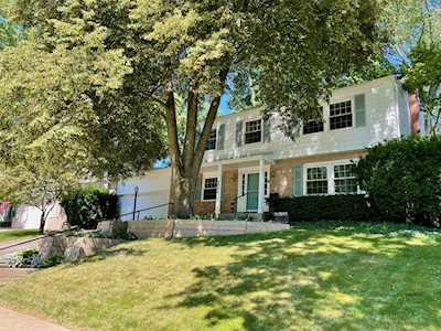 6696 Markwood Street Worthington, OH 43085