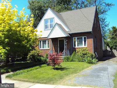 126 Woodlawn Ave Merchantville, NJ 08109