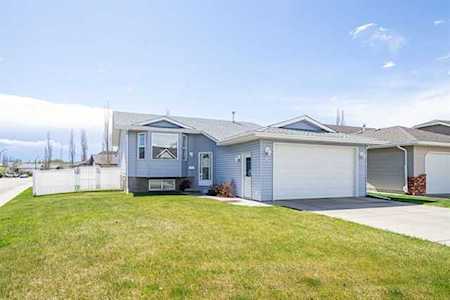 46 Lampard Crescent Red Deer, AB T4R 2W8