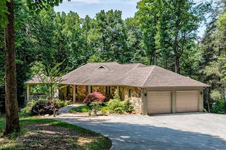 145 Hemlock Bluff Ln Caryville, TN 37714