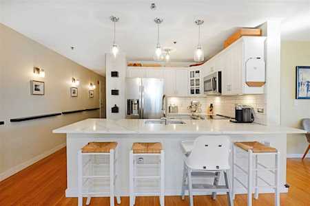 415 Newark St #3E Hoboken, NJ 07030