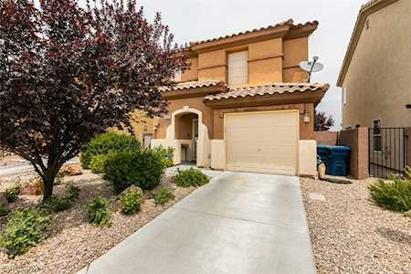 568 Beckton Park Ave Las Vegas, NV 89178