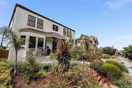 2735 Lincoln Way San Francisco, CA 94122