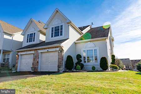 85 Kulp Rd W Chalfont, PA 18914