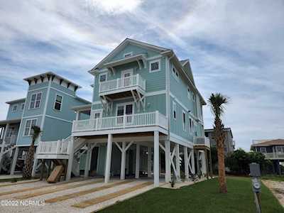 378 E Fourth Street Ocean Isle Beach Island, NC 28469