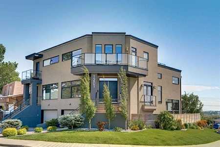 1201 Colgrove Ave NE Calgary, AB T2E 5C3
