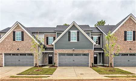 2607 Leawood Ct Murfreesboro, TN 37128