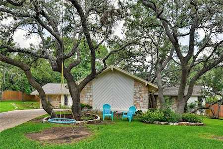 6508 Huckleberry CV Austin, TX 78746