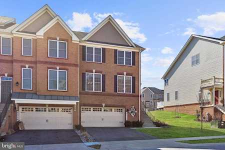 8512 Pine Springs Dr Severn, MD 21144