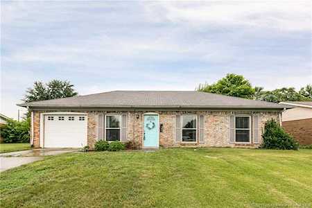 205 Luther Circle Jeffersonville, IN 47130