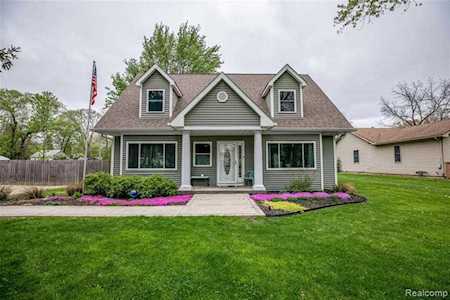 37800 Grantland St Livonia, MI 48150