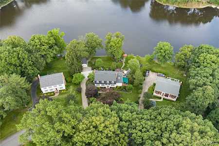 2201 Lake Surrey Dr Chesterfield, VA 23235