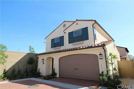 90 Plum Feather Irvine, CA 92620
