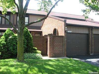 1215 Kirts Blvd #E Troy, MI 48084