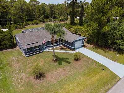 5707 Sylvania Ave North Port, FL 34291
