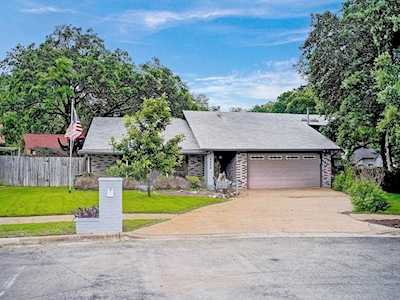 4904 Big Trail CIR Austin, TX 78759