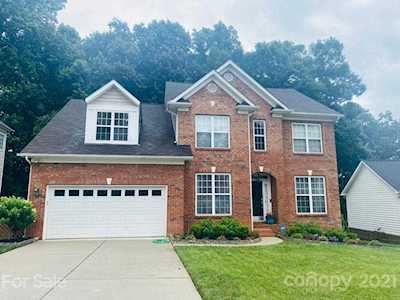 5730 Lagrande Dr Charlotte, NC 28269