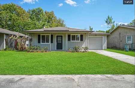 7721 Club Duclay Dr Jacksonville, FL 32244