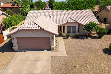 2106 E Sharon Drive Phoenix, AZ 85022