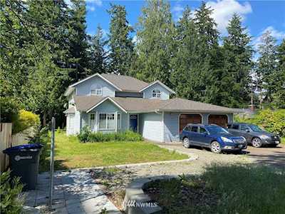 22041 SE 261st Place Maple Valley, WA 98038