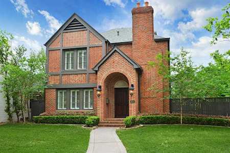 2931 Amherst St West University Place, TX 77005
