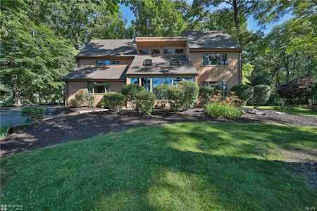 4008 Friars View Dr Northampton, PA 18067