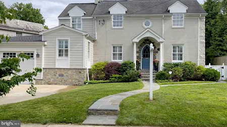 7907 Glenbrook Rd Bethesda, MD 20814
