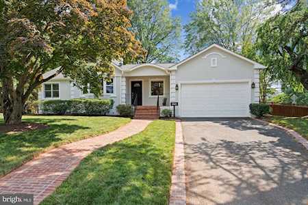 6543 Chesterfield Ave Mclean, VA 22101