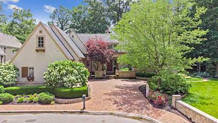 7823 Calverton Square New Albany, OH 43054