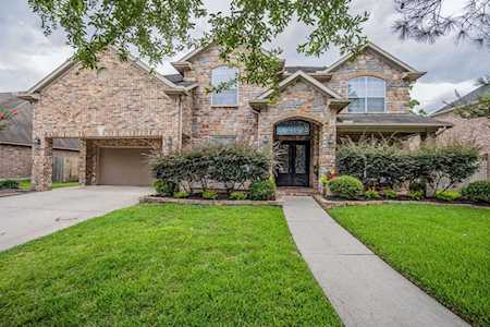 15719 Starcreek Ln Houston, TX 77044