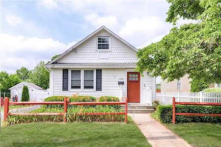 194 Rockland Avenue Stratford, CT 06614