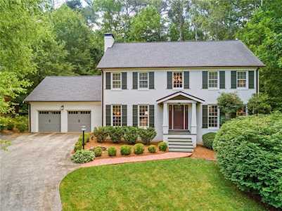3514 Meadow Chase Dr Marietta, GA 30062