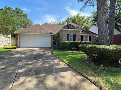 14607 Cobre Valley Dr Houston, TX 77062