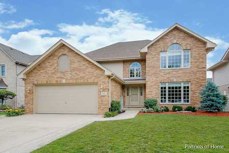 531 N 4th Ave Addison, IL 60101