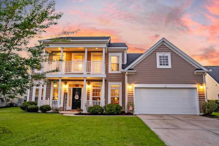 160 Carolinian Dr Summerville, SC 29485