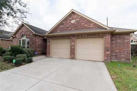2304 Lilac Breeze Ln Pearland, TX 77584