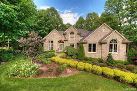 12422 Willoway Ct Plymouth Twp, MI 48170