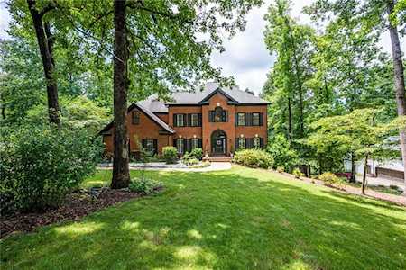 15420 Laurel Grove Dr Alpharetta, GA 30004
