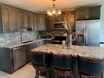 16141 Blatt Blvd #412 Weston, FL 33326