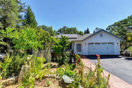 3852 Rand Road Auburn, CA 95602