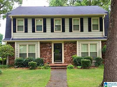 843 Mountain Branch Lane Vestavia Hills, AL 35226