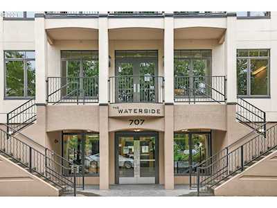707 N Hayden Island Dr #328 Portland, OR 97217
