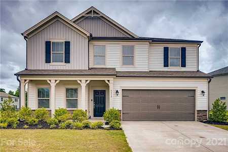 8612 Caruthers Dr Charlotte, NC 28273